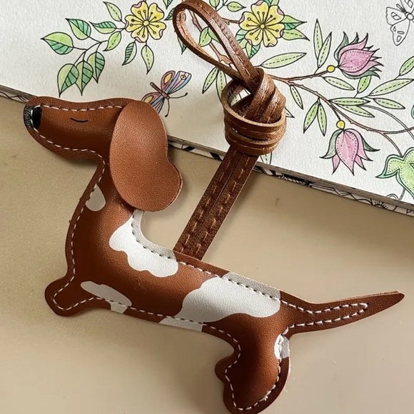 Accessories - Dachshund Brown and White Dog Keychain, Bag Charm, NEW